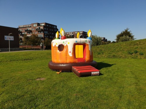 Springkussen Taartkussen